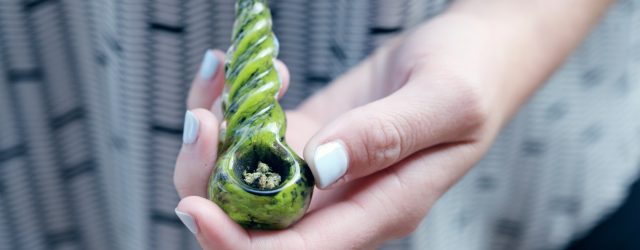 pipa cannabis marihuana pothead