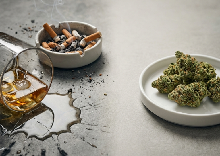 Estudio Revela Que El Alcohol Y El Tabaco Causan Más Daño A Los Consumidores Y A La Sociedad Que La Hierba