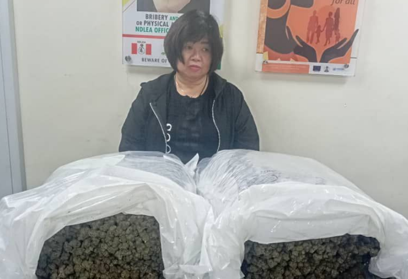 Detienen En Nigeria A Mujer De 63 años Con 31 Kilos De Hierba